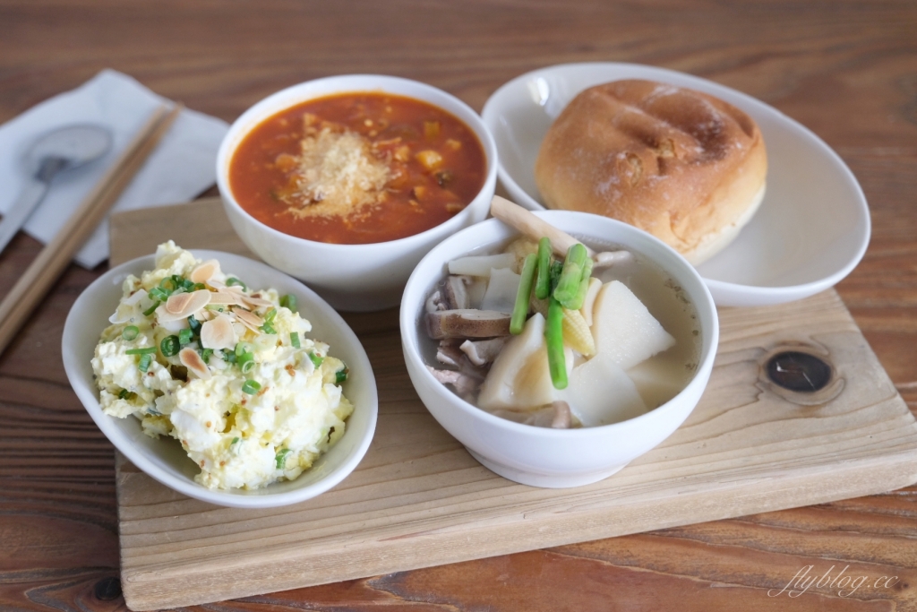 【台中西區】家溫度，每日供應7~8種不同湯品，把飯桌上的配角變主角(已歇業) @飛天璇的口袋