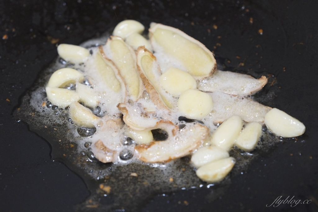 三杯雞做法|簡單又方便的「三杯雞食譜」,根本是殿堂級的白飯殺手 @飛天璇的口袋 三杯雞做法|簡單又方便的「三杯雞食譜」,根本是殿堂級的白飯殺手 @飛天璇的口袋