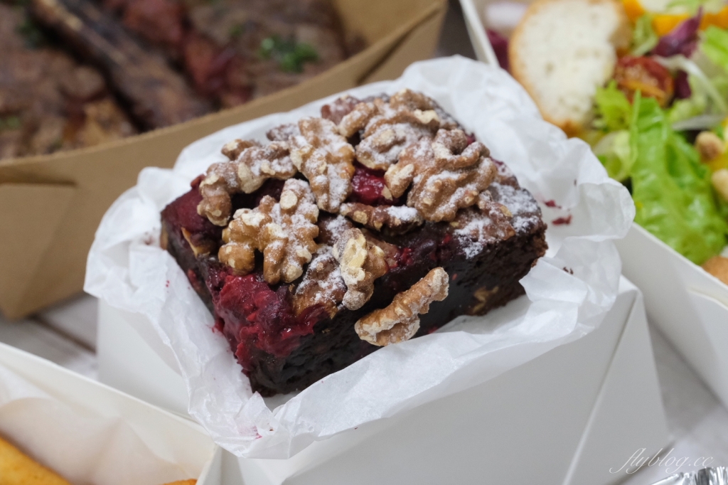 【台中西區】Fore Restaurtant，我心中台中米其林的遺珠，外帶餐點85折(醫護人員5折) @飛天璇的口袋