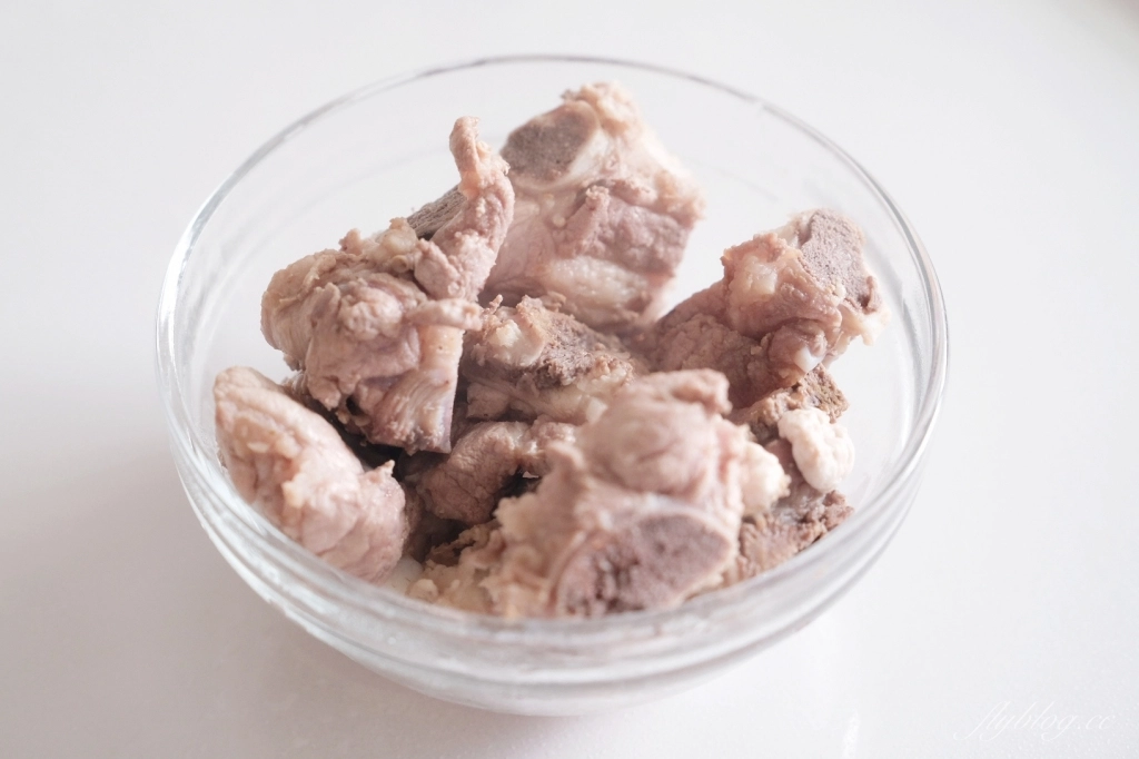 食譜分享|竹筍排骨湯做法.喝起來不苦的竹筍湯?加一匙生米進去就對了 @飛天璇的口袋 食譜分享|竹筍排骨湯做法.喝起來不苦的竹筍湯?加一匙生米進去就對了 @飛天璇的口袋