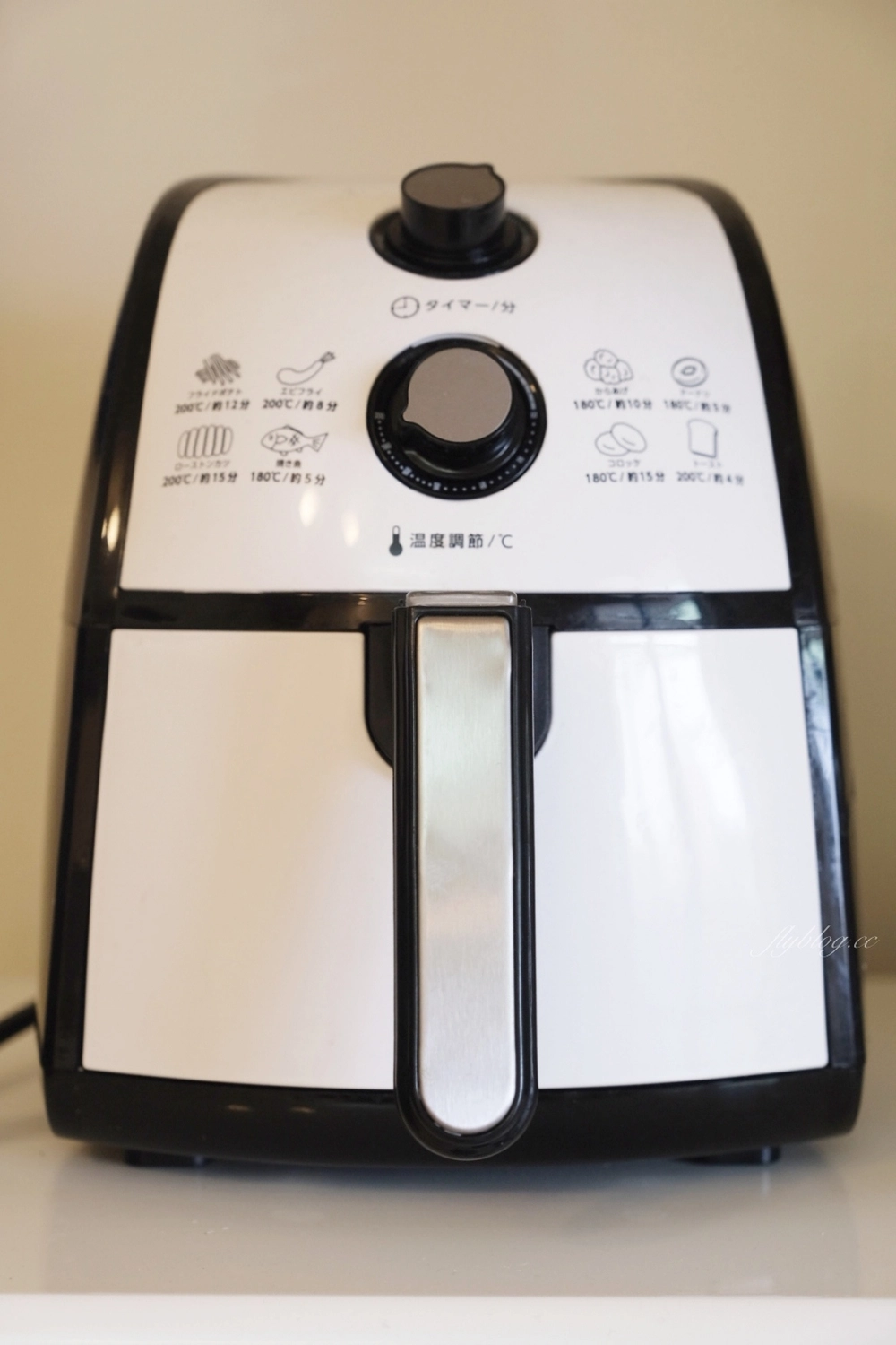 食譜分享｜氣炸鍋煎餃做法，免解凍！不用10分鐘，一盤酥脆煎餃上桌了 @飛天璇的口袋