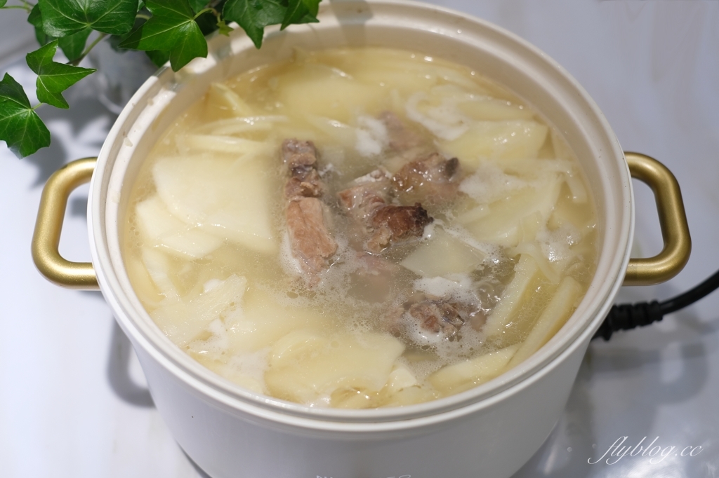 食譜分享|竹筍排骨湯做法.喝起來不苦的竹筍湯?加一匙生米進去就對了 @飛天璇的口袋 食譜分享|竹筍排骨湯做法.喝起來不苦的竹筍湯?加一匙生米進去就對了 @飛天璇的口袋