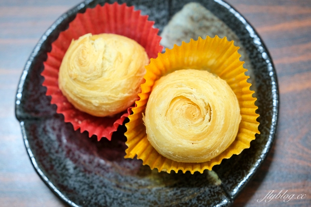 彰化美食｜大元麻糬．隱身城隍廟旁老餅店，彰化人氣最高的鹹麻糬 @飛天璇的口袋