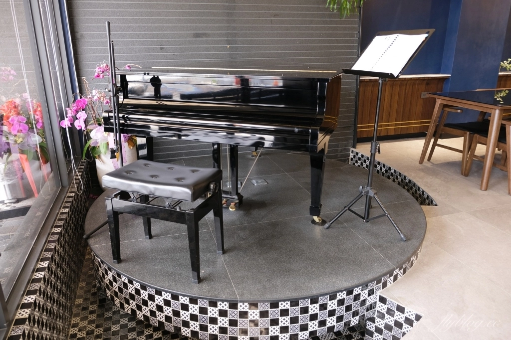 屏東小琉球｜小琉球皮亞諾旅店，小琉球新民宿，頂樓擁有露天游泳池 @飛天璇的口袋