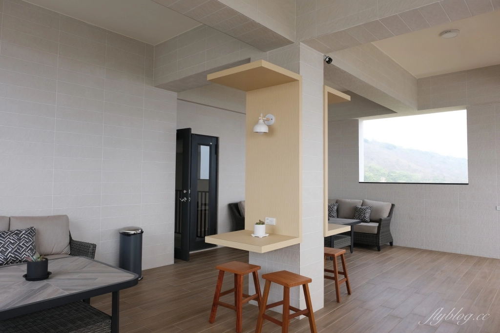 屏東小琉球｜小琉球皮亞諾旅店，小琉球新民宿，頂樓擁有露天游泳池 @飛天璇的口袋