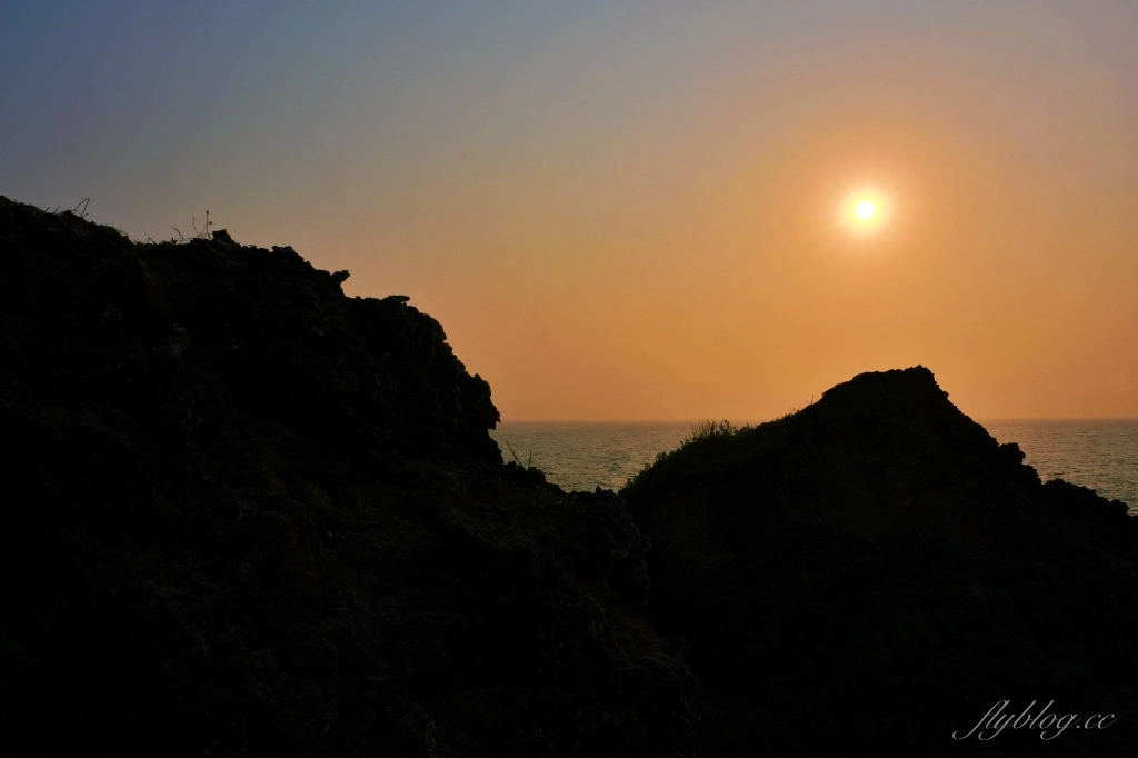 永安橋遺址｜小琉球最棒的欣賞落日秘境，遠古流傳的珊瑚岩 @飛天璇的口袋