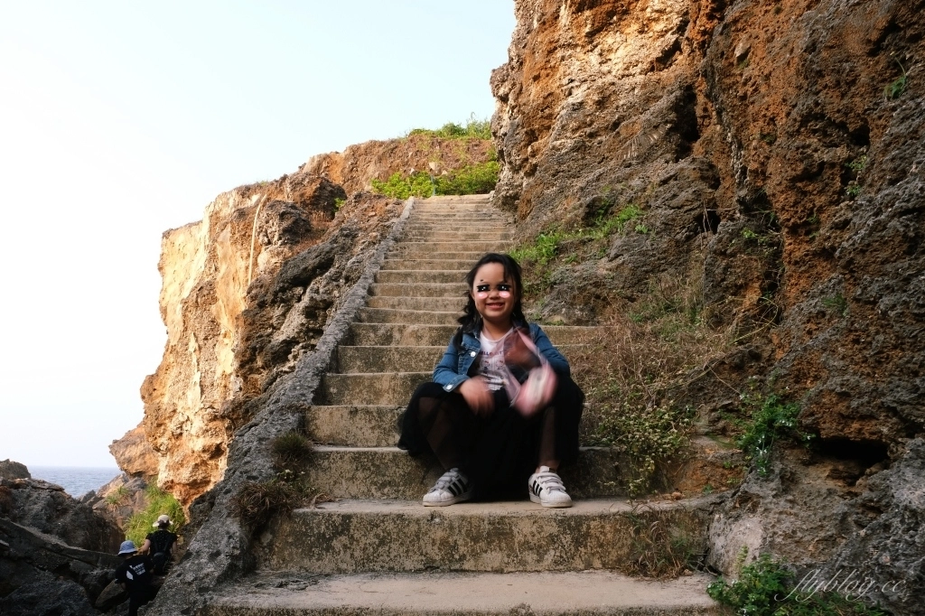 永安橋遺址｜小琉球最棒的欣賞落日秘境，遠古流傳的珊瑚岩 @飛天璇的口袋