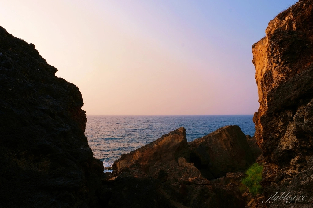 永安橋遺址｜小琉球最棒的欣賞落日秘境，遠古流傳的珊瑚岩 @飛天璇的口袋