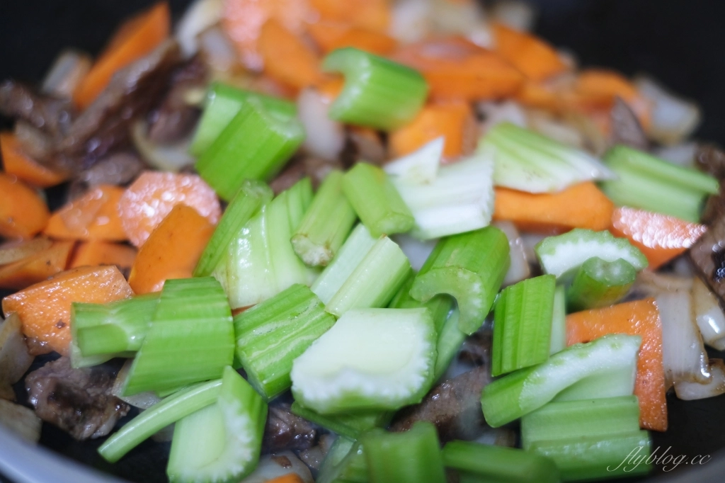 羅宋湯做法｜西餐廳才喝得到的「羅宋湯食譜」，一鍋營養又健康的美味料理 @飛天璇的口袋