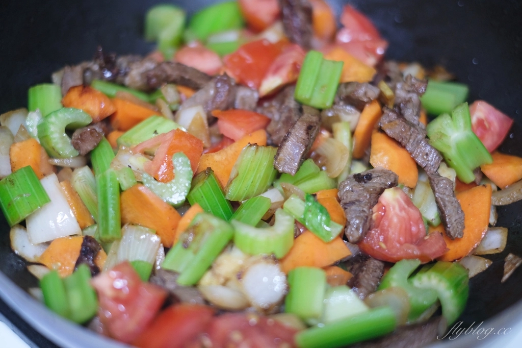 羅宋湯做法｜西餐廳才喝得到的「羅宋湯食譜」，一鍋營養又健康的美味料理 @飛天璇的口袋