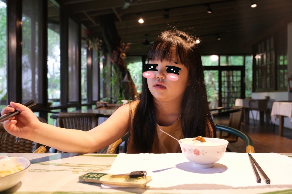 苗栗大湖|湖畔花時間.依山傍水的景觀民宿,還有療癒的露天溫泉 @飛天璇的口袋 苗栗大湖|湖畔花時間.依山傍水的景觀民宿,還有療癒的露天溫泉 @飛天璇的口袋