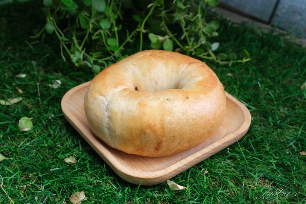 台中西區｜模範貝果，模範街超人氣貝果專賣店，顛覆視覺與味覺的美味 @飛天璇的口袋