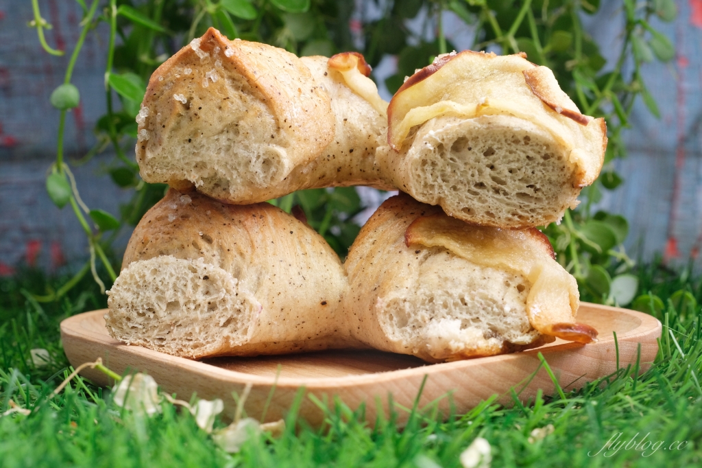 台中西區｜模範貝果，模範街超人氣貝果專賣店，顛覆視覺與味覺的美味 @飛天璇的口袋