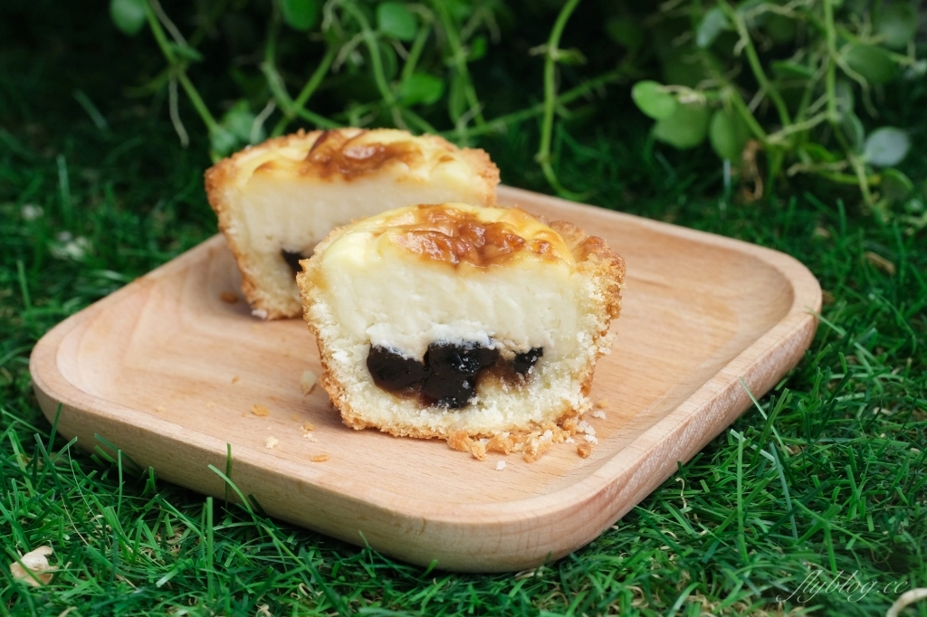 台中西區｜模範貝果，模範街超人氣貝果專賣店，顛覆視覺與味覺的美味 @飛天璇的口袋