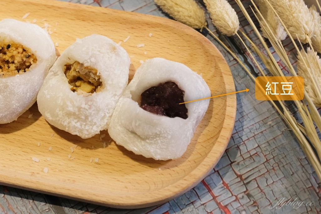 彰化美食｜大元麻糬．隱身城隍廟旁老餅店，彰化人氣最高的鹹麻糬 @飛天璇的口袋