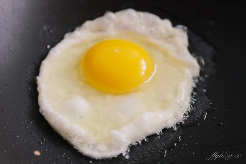 泡菜炒飯做法｜尹食堂2簡單美味讓外國人讚不絕口的泡菜炒飯食譜超簡單 @飛天璇的口袋