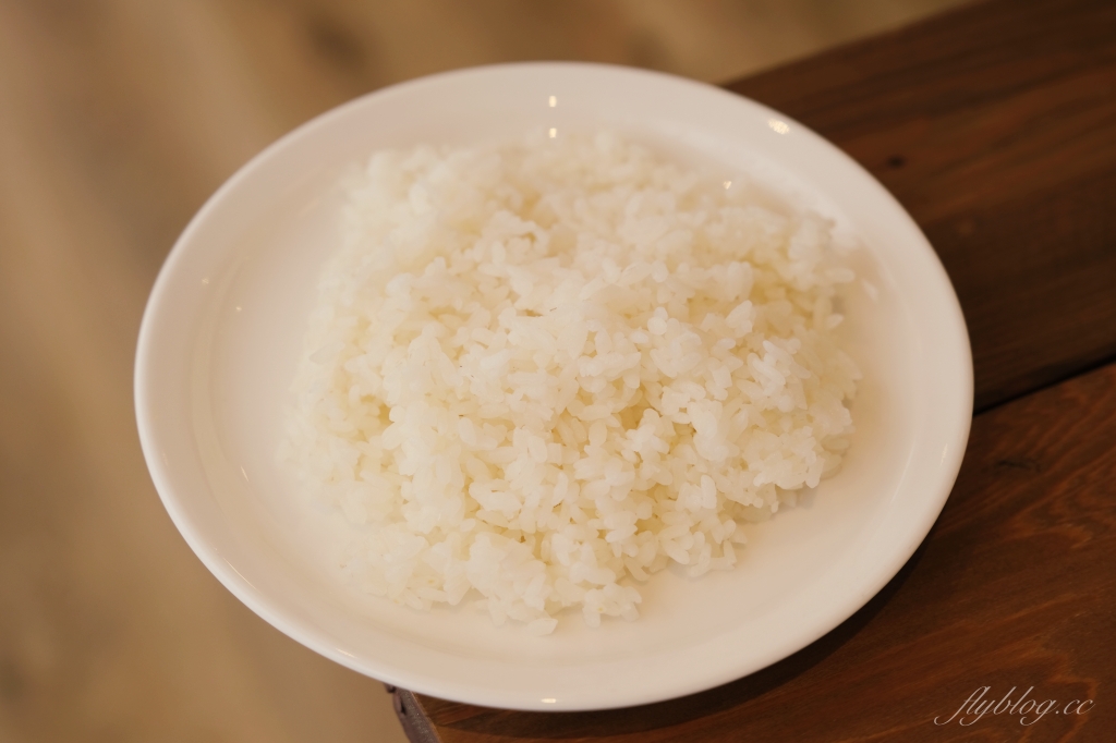 台中南屯｜ 青春漢堡 Aoharu Burger，創業十年田樂最新品牌，揉和日本洋食創作新樣態日式西餐 @飛天璇的口袋