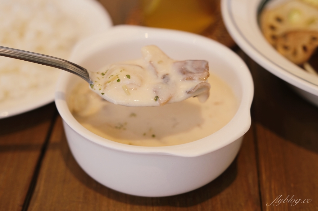 台中南屯｜ 青春漢堡 Aoharu Burger，創業十年田樂最新品牌，揉和日本洋食創作新樣態日式西餐 @飛天璇的口袋