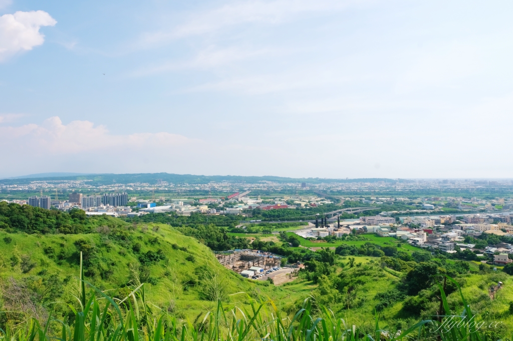 【台中烏日】知高圳步道，延途林蔭、石板路和木棧道，輕鬆360度遠眺台中美景 @飛天璇的口袋
