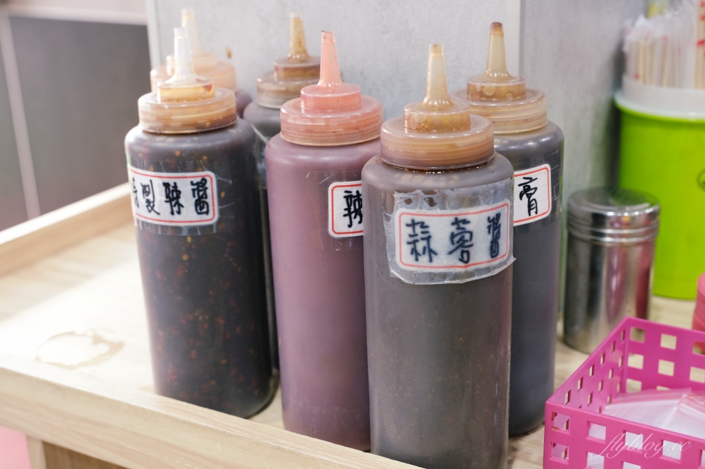 【台中南屯】炳修豆漿,早餐店也賣烤鴨,一大早就吃得到,夜貓子也有好去處 @飛天璇的口袋 【台中南屯】炳修豆漿,早餐店也賣烤鴨,一大早就吃得到,夜貓子也有好去處 @飛天璇的口袋