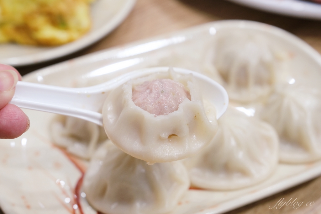 【台中南屯】炳修豆漿,早餐店也賣烤鴨,一大早就吃得到,夜貓子也有好去處 @飛天璇的口袋 【台中南屯】炳修豆漿,早餐店也賣烤鴨,一大早就吃得到,夜貓子也有好去處 @飛天璇的口袋