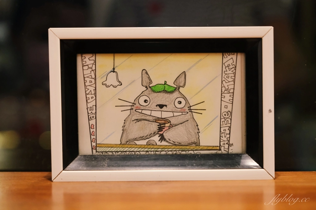 台中沙鹿｜Mitaka 3e Cafe．可愛的龍貓主題夜景餐廳，可以欣賞台中百萬夜景 @飛天璇的口袋