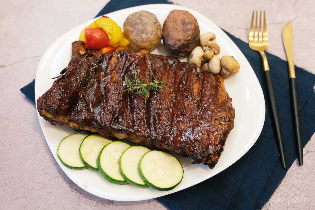 【鍋寶氣炸烤箱】鍋寶數位氣炸烤箱22L-贈配件組+湯鍋組，氣炸鍋、烤箱、燉鍋、果乾機、麵包機、燒烤盤&hellip;六機合一功能。 @飛天璇的口袋