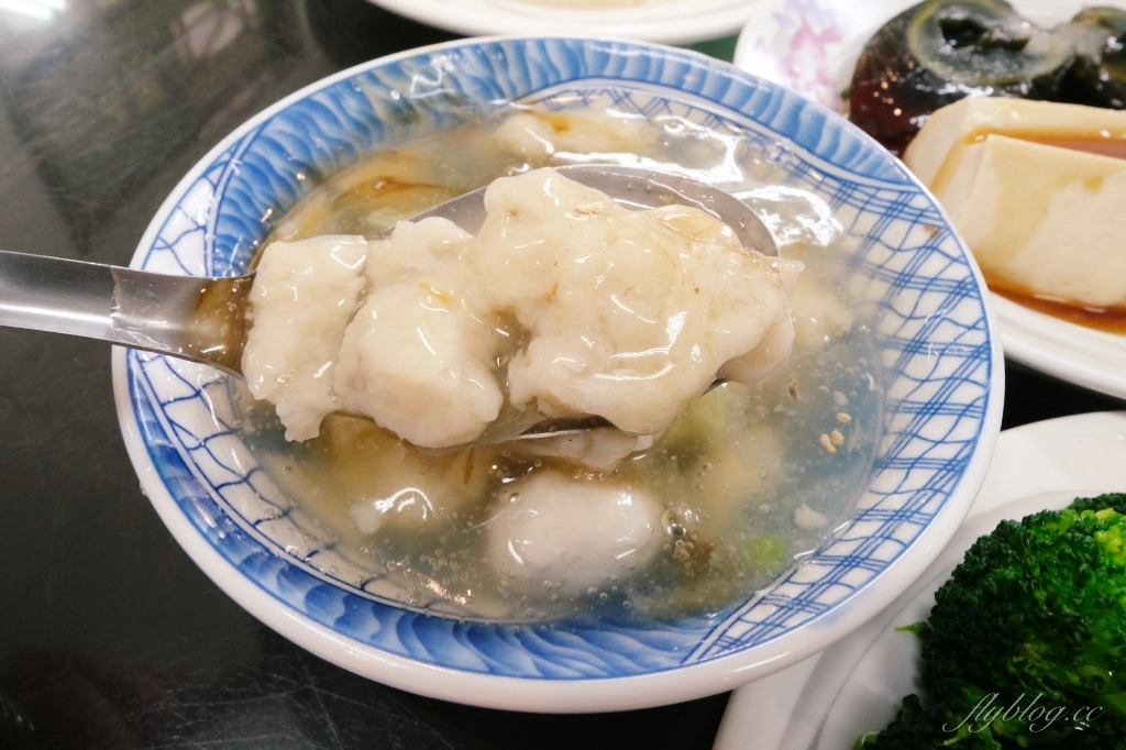 嘉義東區｜崇文錦魯麵．嘉義60年老店，從一碗1元攤車開始賣起白醋涼麵 @飛天璇的口袋