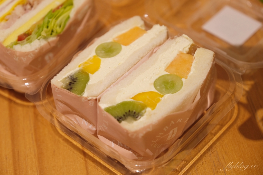 【台中西區】草悟道生活圈，台中美食散策一日遊，晴天卡免費吃家溫度、飪室咖哩和張波歺室 @飛天璇的口袋