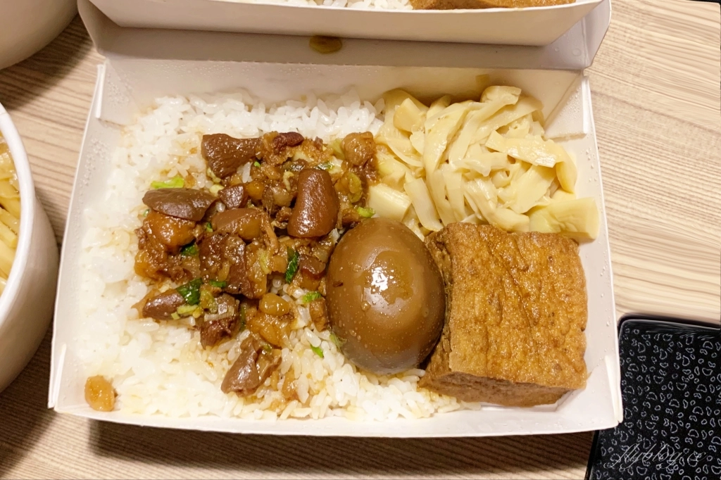 台中中區｜富鼎旺豬腳．台中人氣豬腳專賣店，台中米其林必比登推介銅板美食 @飛天璇的口袋