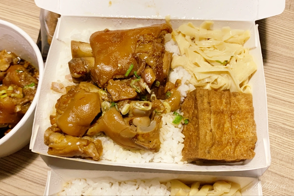 台中中區｜富鼎旺豬腳．台中人氣豬腳專賣店，台中米其林必比登推介銅板美食 @飛天璇的口袋