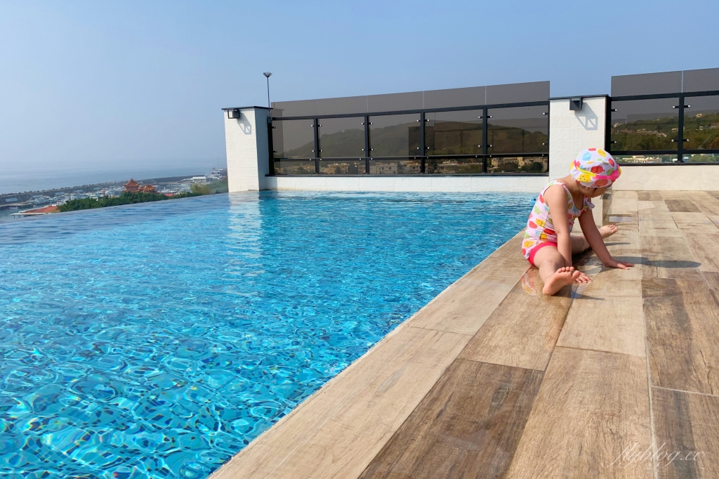 屏東小琉球｜小琉球皮亞諾旅店，小琉球新民宿，頂樓擁有露天游泳池 @飛天璇的口袋