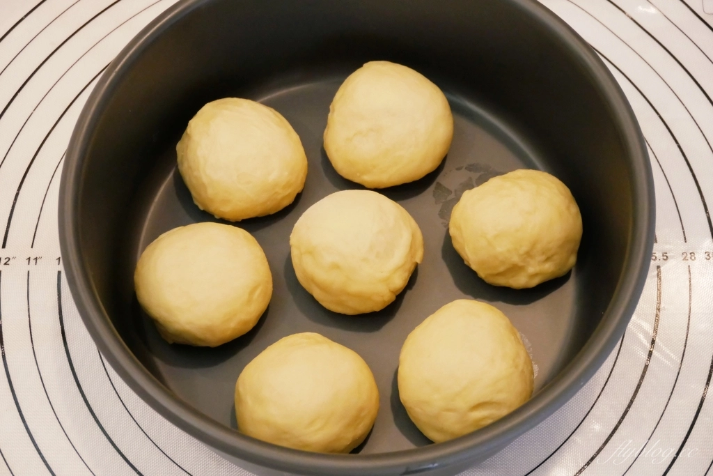 食譜分享｜手撕麵包做法，用氣炸烤箱做手撕麵包，新手最簡單的麵包烘焙 @飛天璇的口袋