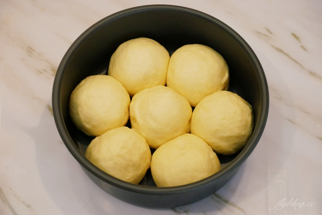 食譜分享｜手撕麵包做法，用氣炸烤箱做手撕麵包，新手最簡單的麵包烘焙 @飛天璇的口袋