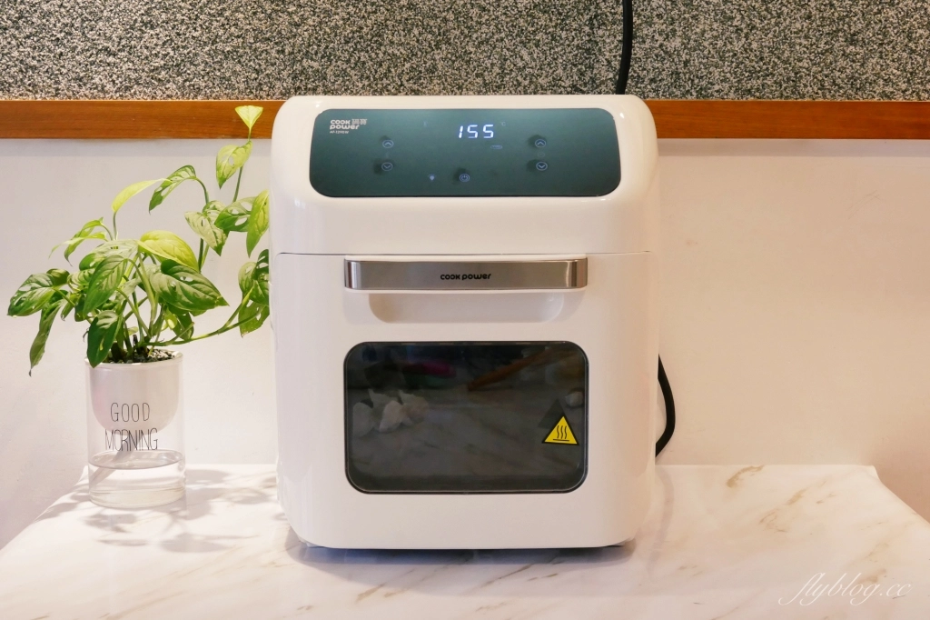 蛋黃酥食譜｜蛋黃酥的做法｜中秋節必吃的蛋黃酥，氣炸烤箱做第一次就成功 @飛天璇的口袋