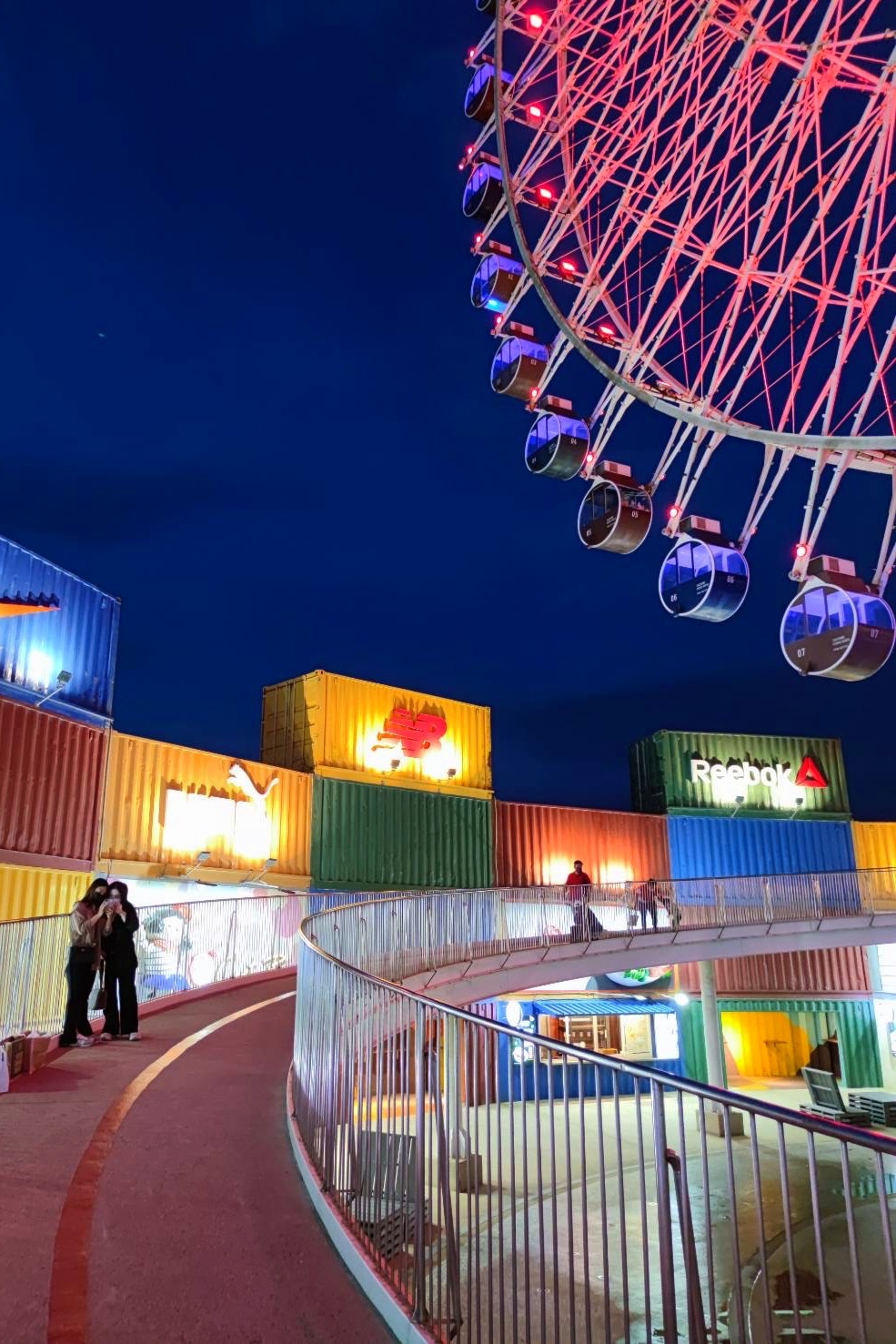 【台中梧棲】台中之星摩天輪，台中三井OUTLET~全台最高的臨海摩天輪，瞭望台中港、海景山景以及夕陽 @飛天璇的口袋