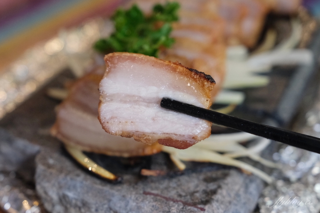 台中西區|咕嚕咕嚕原住民音樂餐廳.台中特色原住民料餐廳,米其林必比登推薦 @飛天璇的口袋 台中西區|咕嚕咕嚕原住民音樂餐廳.台中特色原住民料餐廳,米其林必比登推薦 @飛天璇的口袋