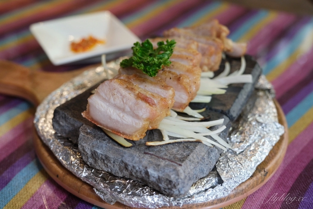 台中西區|咕嚕咕嚕原住民音樂餐廳.台中特色原住民料餐廳,米其林必比登推薦 @飛天璇的口袋 台中西區|咕嚕咕嚕原住民音樂餐廳.台中特色原住民料餐廳,米其林必比登推薦 @飛天璇的口袋