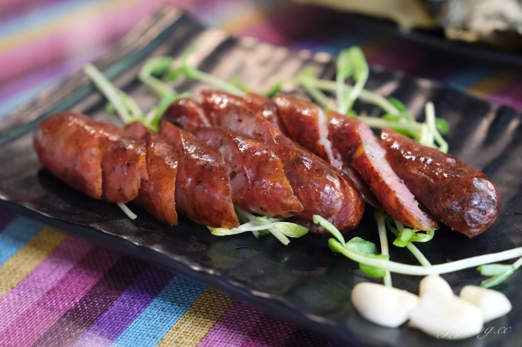 台中西區|咕嚕咕嚕原住民音樂餐廳.台中特色原住民料餐廳,米其林必比登推薦 @飛天璇的口袋 台中西區|咕嚕咕嚕原住民音樂餐廳.台中特色原住民料餐廳,米其林必比登推薦 @飛天璇的口袋