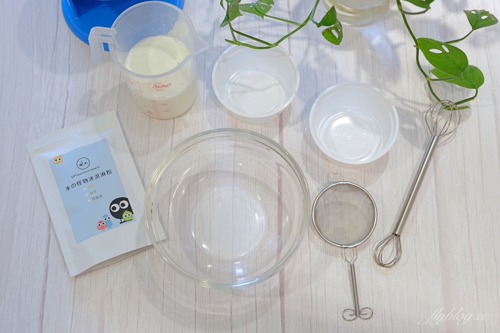 【台中北區】路地ろじ，從台中起家拓展至全球，超可愛的怪物冰也可以DIY @飛天璇的口袋