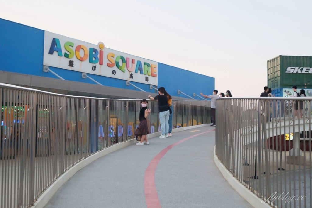 【台中梧棲】台中之星摩天輪，台中三井OUTLET~全台最高的臨海摩天輪，瞭望台中港、海景山景以及夕陽 @飛天璇的口袋