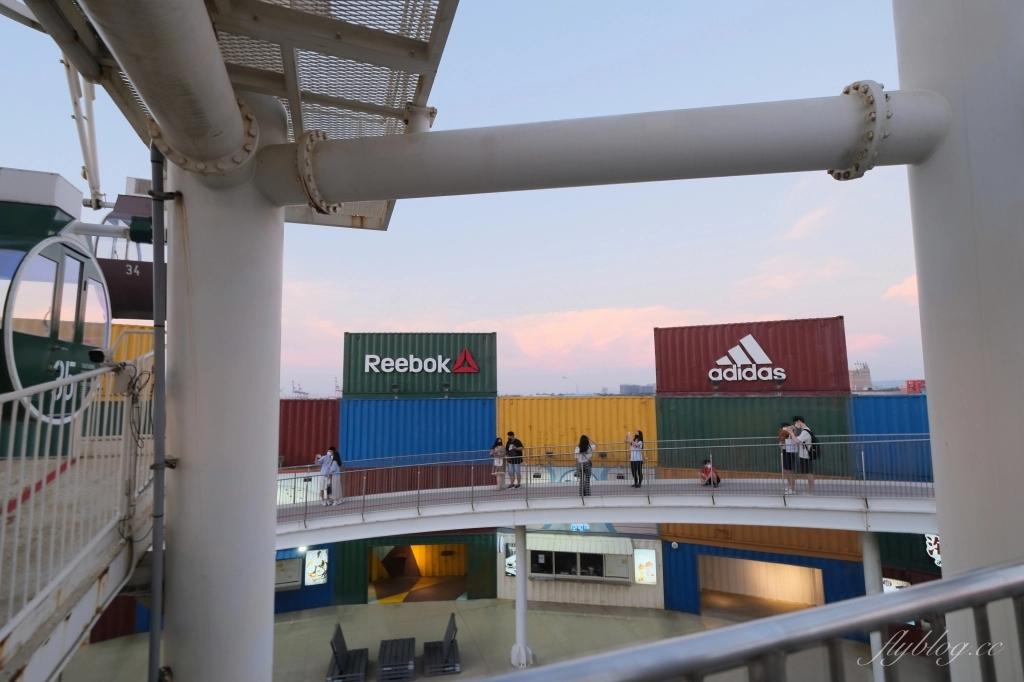 【台中梧棲】台中之星摩天輪，台中三井OUTLET~全台最高的臨海摩天輪，瞭望台中港、海景山景以及夕陽 @飛天璇的口袋