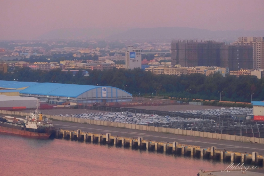 【台中梧棲】台中之星摩天輪，台中三井OUTLET~全台最高的臨海摩天輪，瞭望台中港、海景山景以及夕陽 @飛天璇的口袋