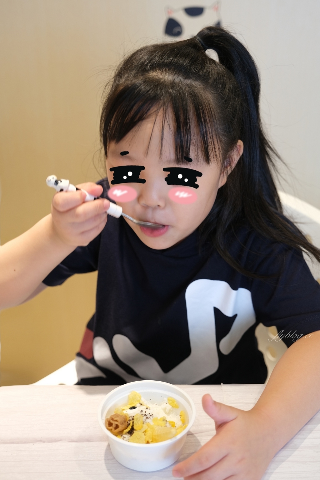 【台中北區】路地ろじ，從台中起家拓展至全球，超可愛的怪物冰也可以DIY @飛天璇的口袋