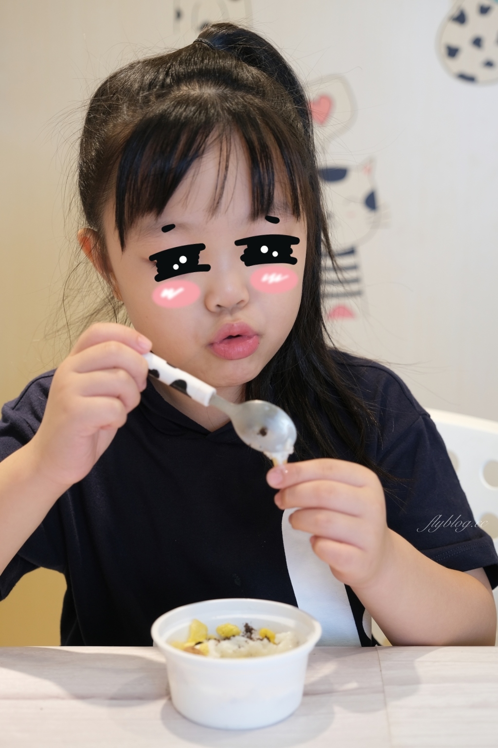 【台中北區】路地ろじ，從台中起家拓展至全球，超可愛的怪物冰也可以DIY @飛天璇的口袋