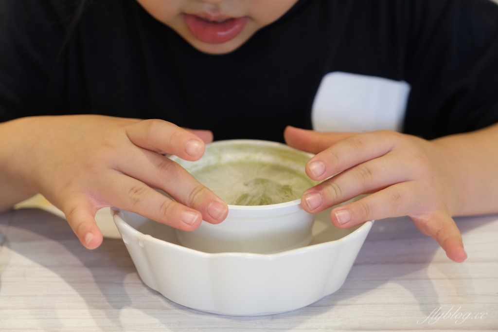 【台中北區】路地ろじ，從台中起家拓展至全球，超可愛的怪物冰也可以DIY @飛天璇的口袋