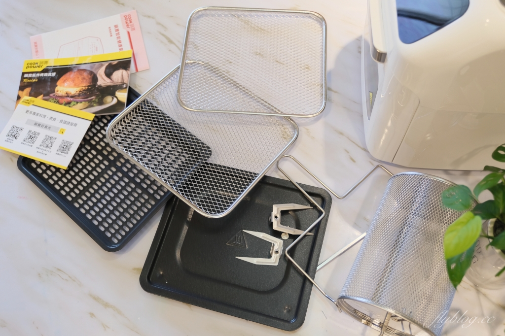 鍋寶烤箱｜鍋寶智慧多功能氣炸烤箱食譜，12L超大容量智能健康氣炸烤箱，氣炸鍋、烤箱、果乾機、麵包機、果乾機、燒烤盤五機合一 @飛天璇的口袋