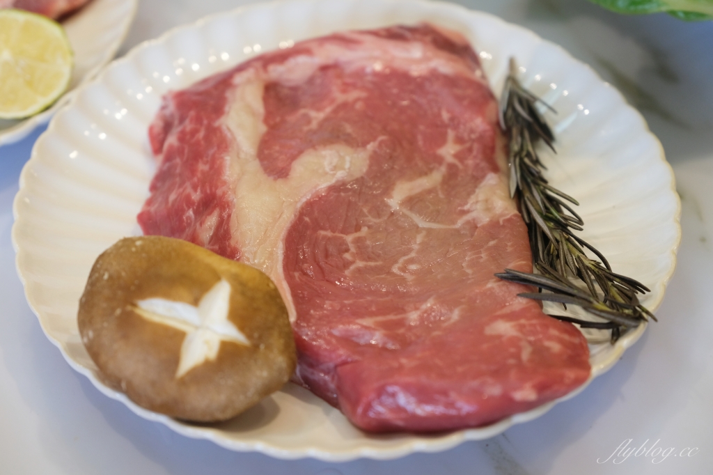 【台中西區】Fore Restaurant肉品組 中秋節在家烤肉更方便 頂級肉品禮盒宅配到家 @飛天璇的口袋