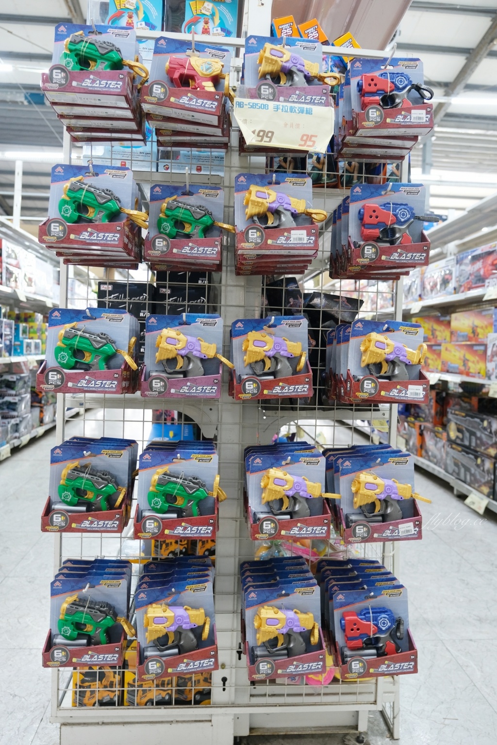 【台中西屯】春日部玩具批發超市，佔地寬廣的玩具批發店，玩具、書籍、文具、生活雜物，會員最低價5折起 @飛天璇的口袋