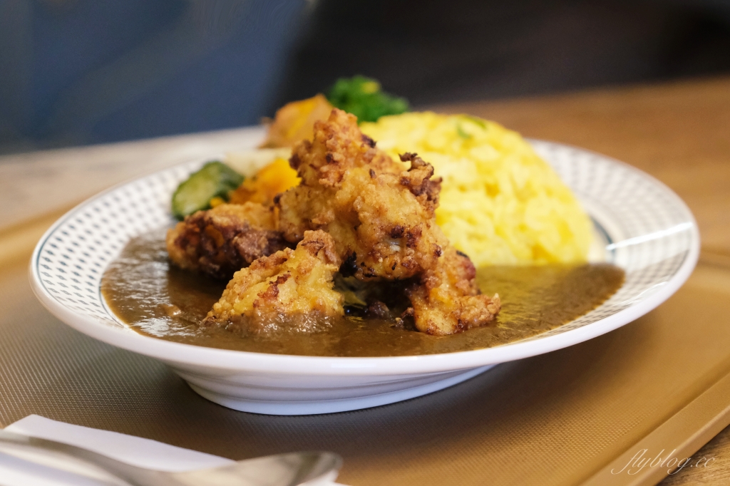 嘉義東區|嘉義大人味咖哩.每日限量36份,一開門就售完的超人氣咖哩 @飛天璇的口袋 嘉義東區|嘉義大人味咖哩.每日限量36份,一開門就售完的超人氣咖哩 @飛天璇的口袋